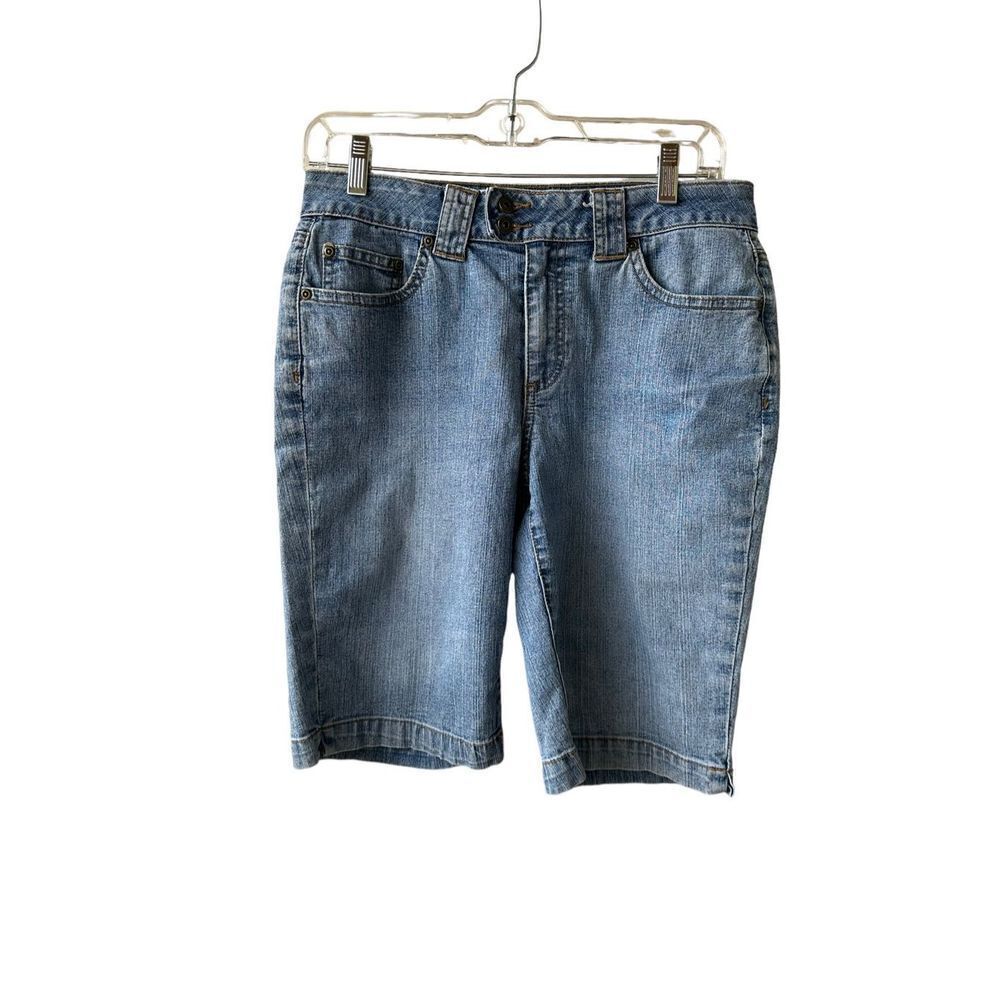 St. John's Bay Womens Denim Shorts Stretch Mid Length Blue Wash Size 4